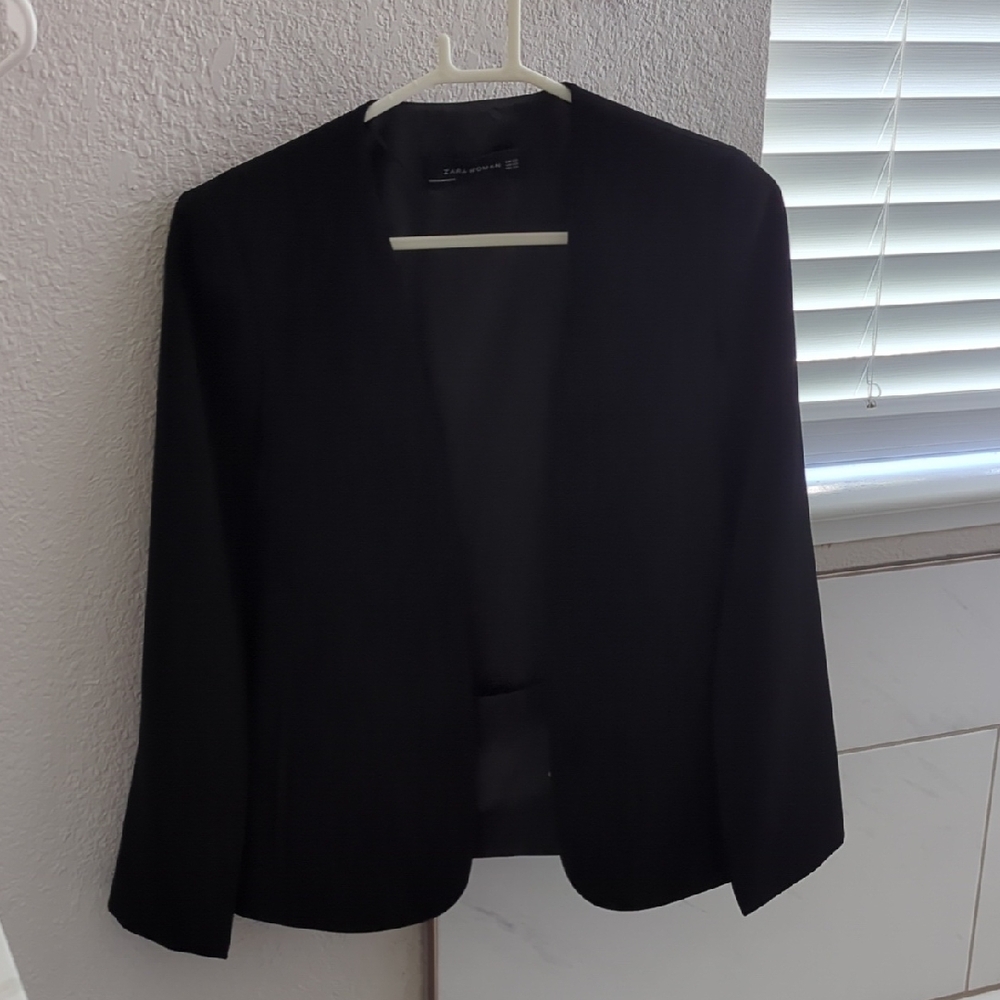 Black Open Front Blazer
